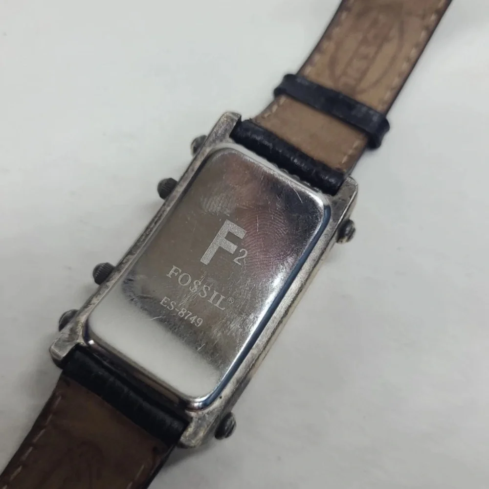 1995 FOSSIL TWO DIAL ART DECO WATCH ES-8749